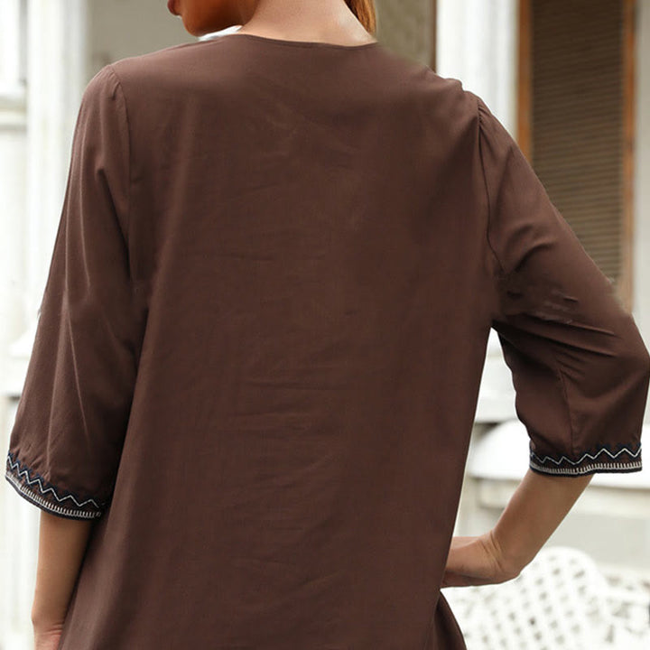 Buddha Stones Spring Casual Plain Embroidery Floral Pattern Design Three Quarter Sleeve V-neck Cotton Women's T-Shirt