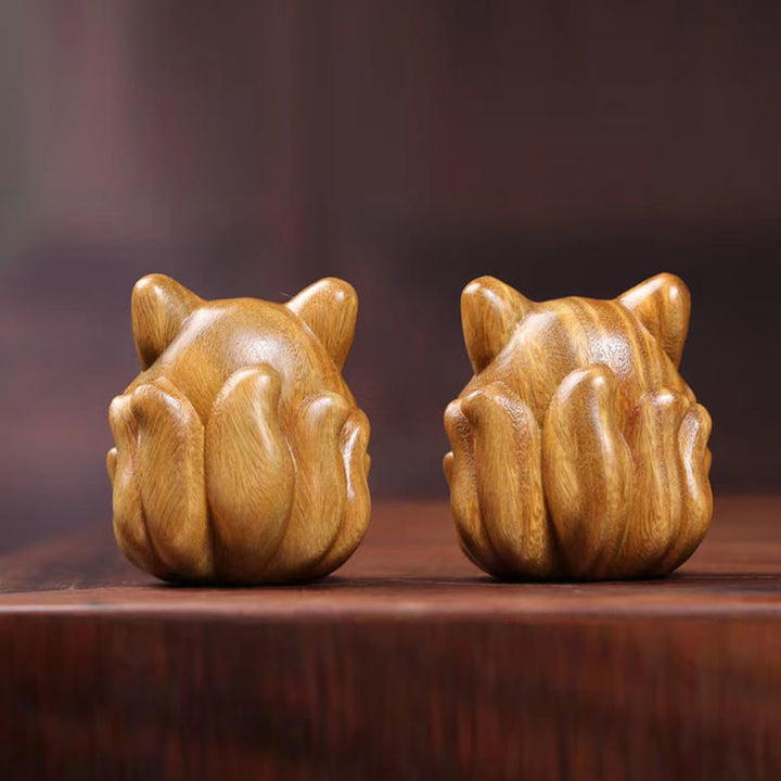 Buddha Stones Mini Nine Tailed Fox Ivory Fruit Sandalwood Green Sandalwood Blessing Decoration