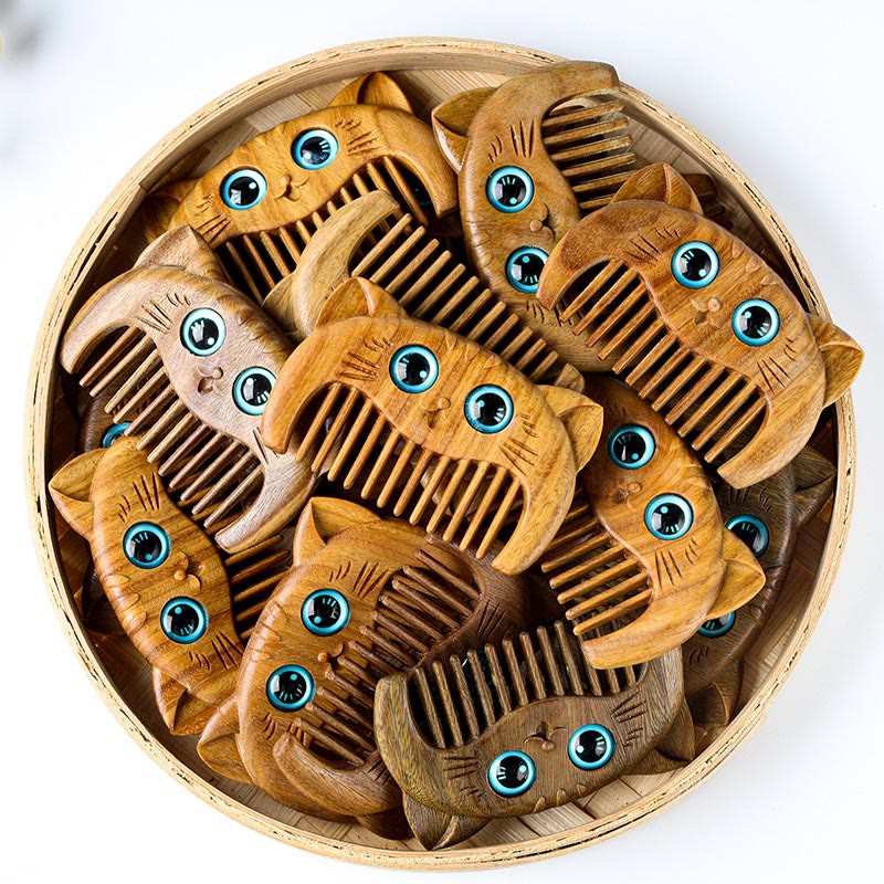 Simple Cat Pattern Green Sandalwood Cure Portable Comb - Green Sandalwood Comb 6.8*4.2*1cm - image 1