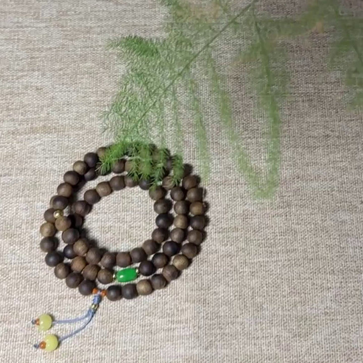 Buddha Stones 108 Mala Beads Nha Trang Bai Qinan Agarwood Cyan Jade Amber Strength Meditation Bracelet