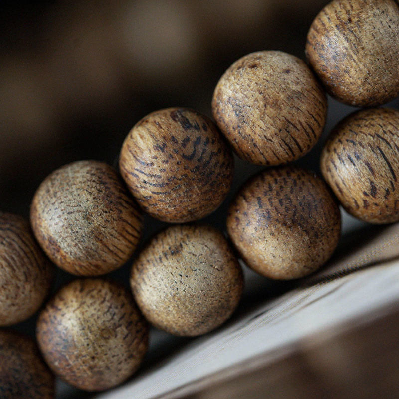 Buddha Stones 108 Mala Beads Hainan White Qinan Agarwood Calm Strength Bracelet