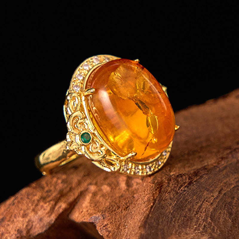 Buddha Stones Amber Flower Pigeon Egg Pattern Focus Ring