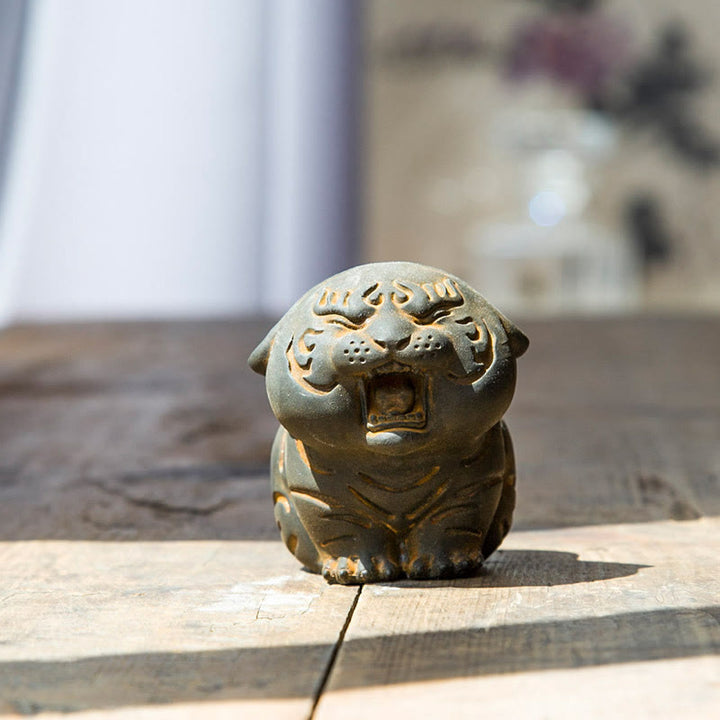 Buddha Stones Mini Cute Tiger Iron Powder Rust Cast Resin Statue Home Decoration - Rust Version 6*5.5cm - image 0