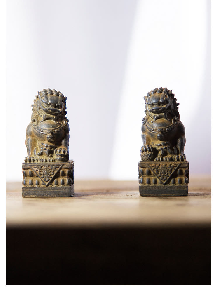 Buddha Stones Handmade Lion Fu Foo Dogs Iron Powder Rust Cast Resin Statue Ward Off Evil Protection Home Decoration