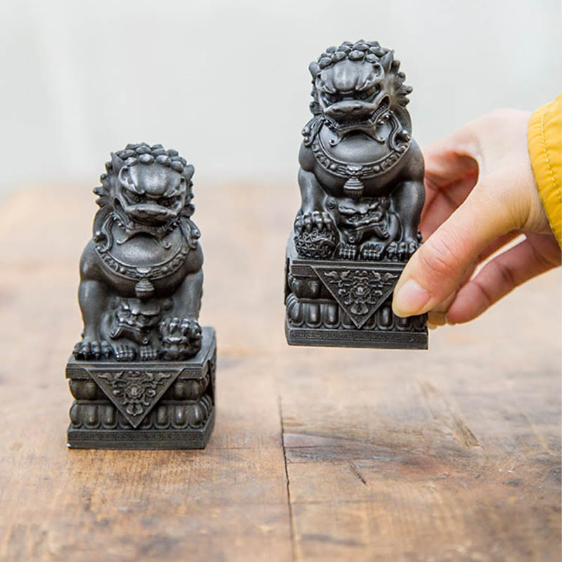 Buddha Stones Handmade Lion Fu Foo Dogs Iron Powder Rust Cast Resin Statue Ward Off Evil Protection Home Decoration