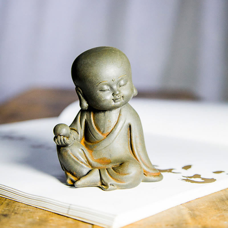 Buddha Stones Handmade Ksitigarbha Kwan Yin Guanyin Avalokitesvara Tathagata Iron Powder Rust Cast Resin Statue Home Decoration - image 2