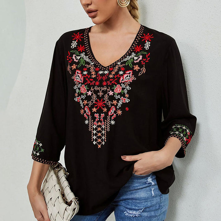 Buddha Stones Summer Embroidery Flower Simple Design Three Quarter Sleeve V-neck Cotton Women's T-Shirt