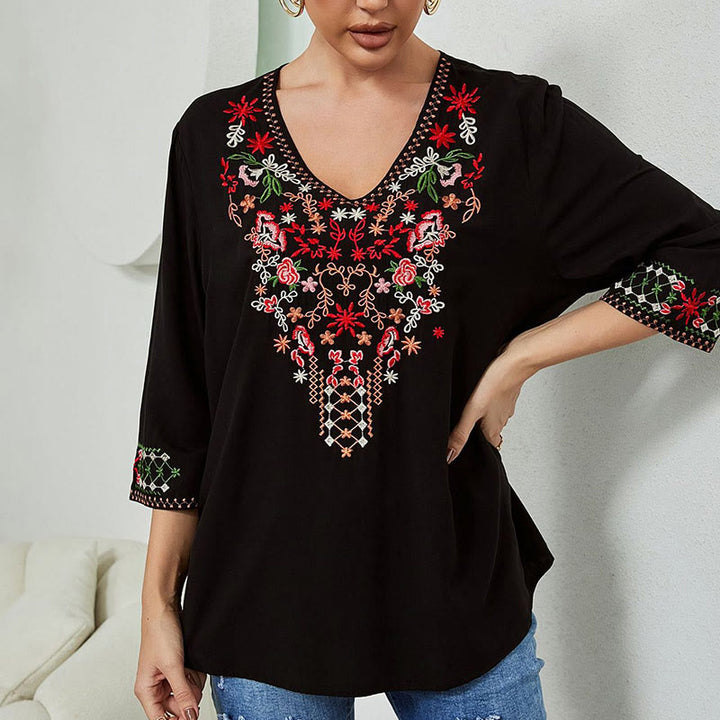 Buddha Stones Summer Embroidery Flower Simple Design Three Quarter Sleeve V-neck Cotton Women's T-Shirt