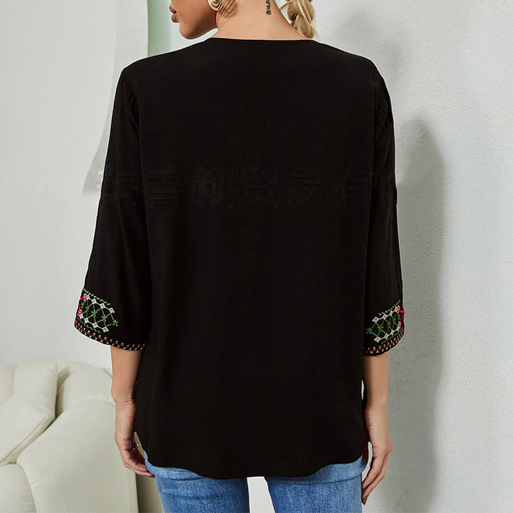 Buddha Stones Summer Embroidery Flower Simple Design Three Quarter Sleeve V-neck Cotton Women's T-Shirt
