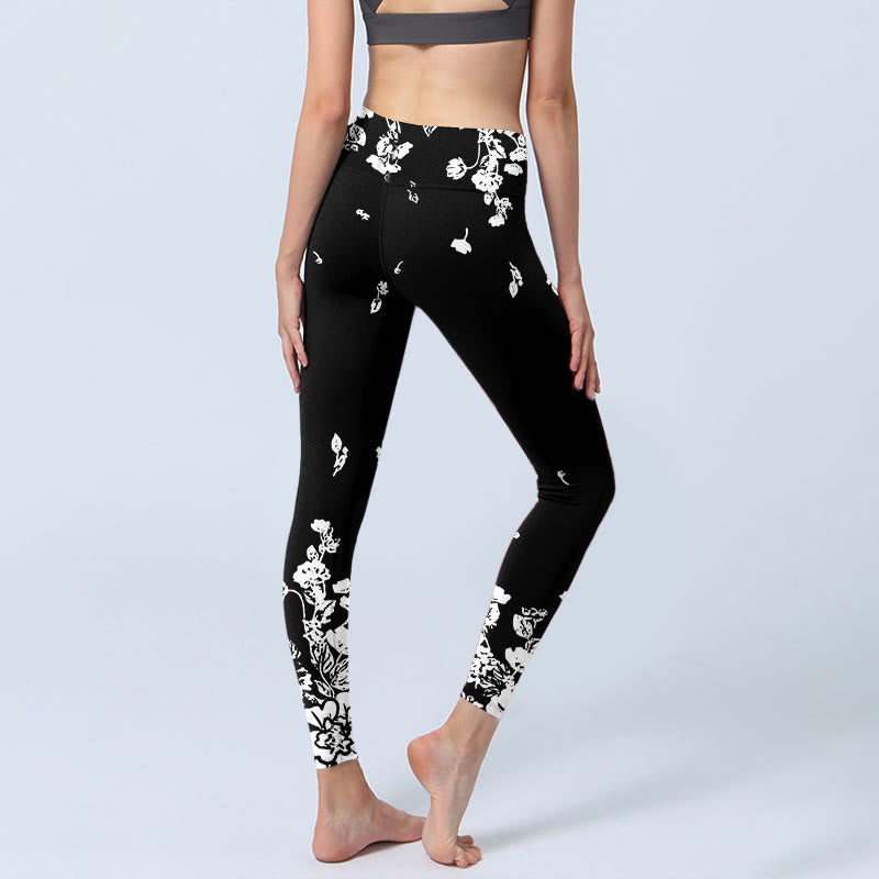 Buddha Stones Black Scattered Petals Print Gym Leggings Women's Yoga Pants - image 3