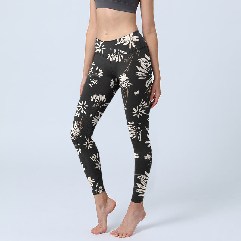 Buddha Stones Black White Petals Pattern Print Gym Leggings Women's Yoga Pants - Black - US18，UK/AU22，EU50 (4XL) - image 1