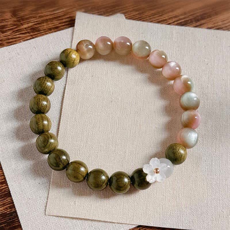 Buddha Stones Green Sandalwood Cat's Eye Flower Charm Serenity Bracelet - image 1
