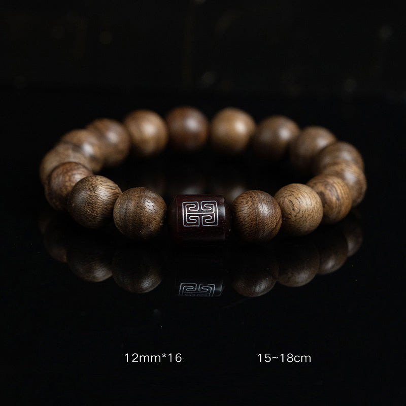 Tarakan Agarwood Amber Red Agate Laughing Buddha Strength Meditation Bracelet