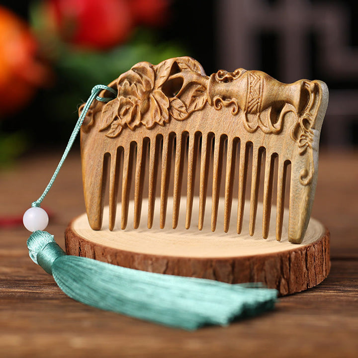 Green Sandalwood Fox Peony Flower Lotus Engraved Cure Tassel Comb