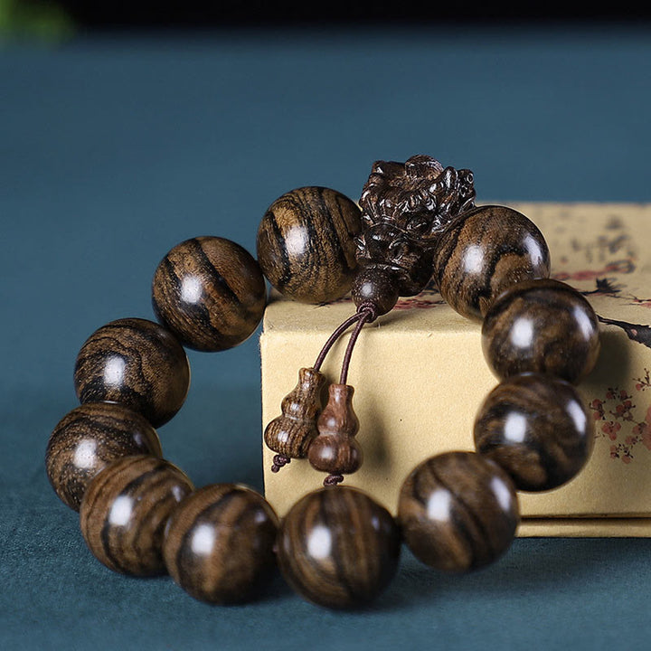 Buddha Stones Rosewood Green Sandalwood Small Leaf Red Sandalwood Agarwood Dragon Carved Protection Bracelet