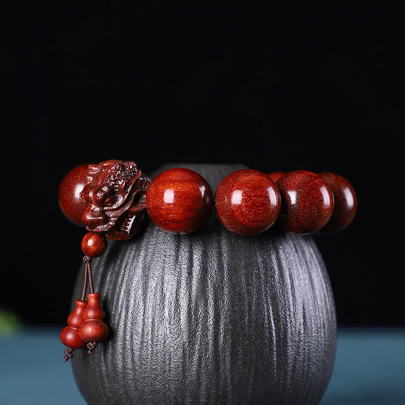 Buddha Stones Rosewood Green Sandalwood Small Leaf Red Sandalwood Agarwood Dragon Carved Protection Bracelet