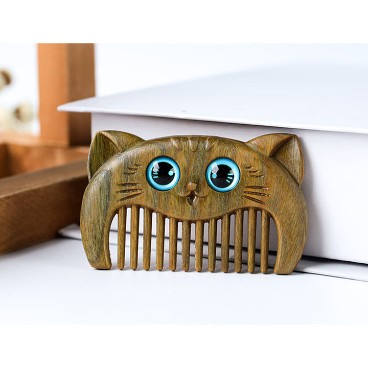 Simple Cat Pattern Green Sandalwood Cure Portable Comb