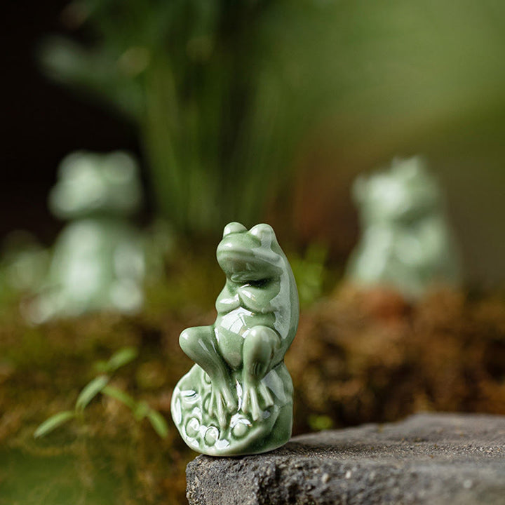 Buddha Stones Mini Small Meditation Lotus Resting Frog Ceramic Wealth Luck Home Tea Pet Figurine Decoration