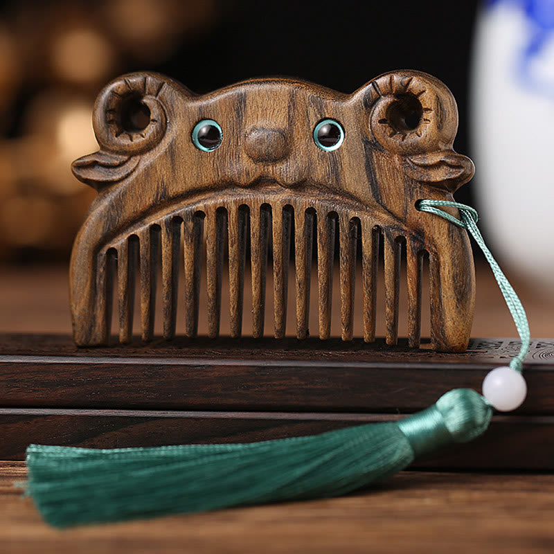 Chinese Zodiac Green Sandalwood Peace Mini Portable Comb